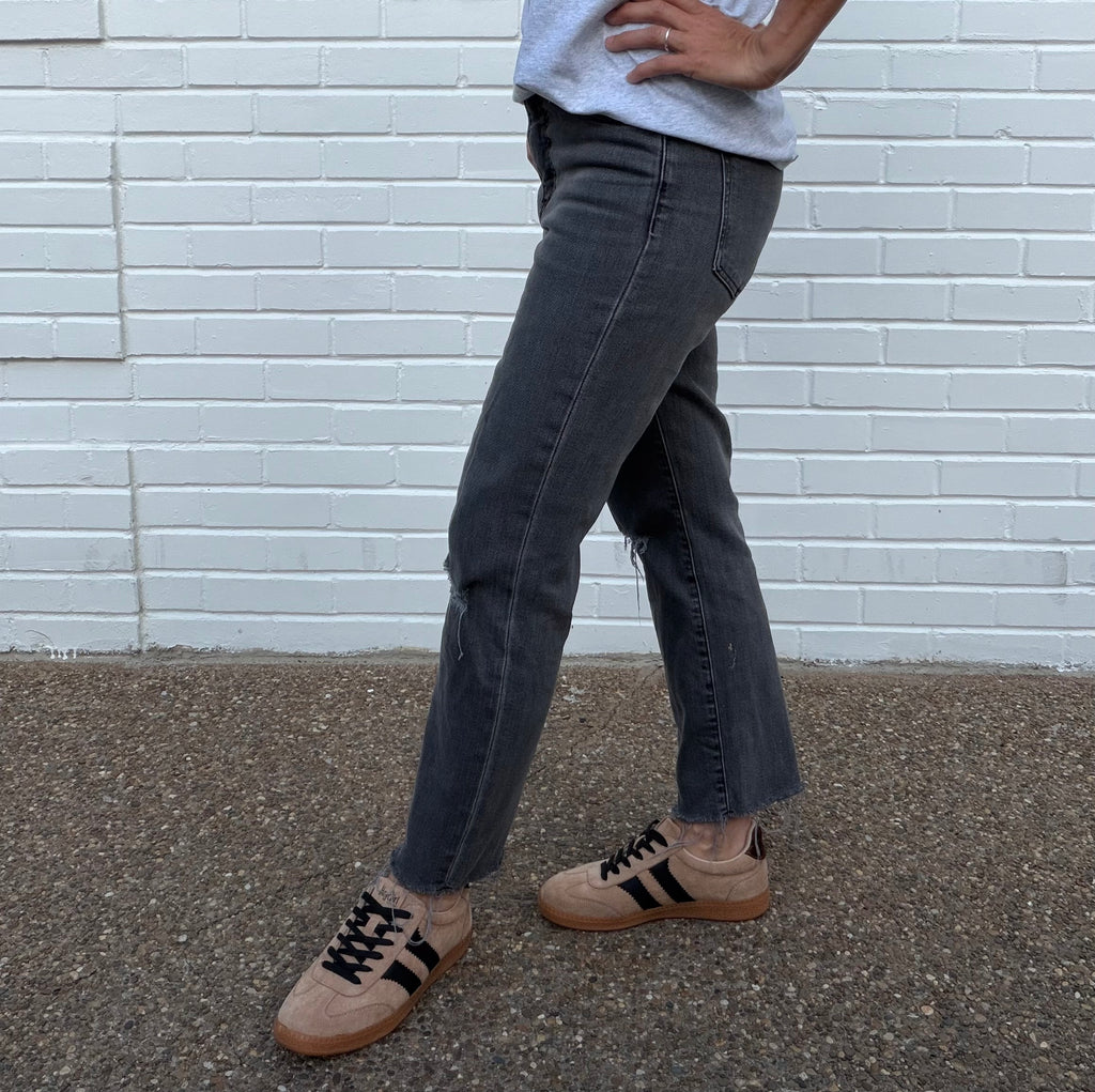 The Everyday Icon Sneaker