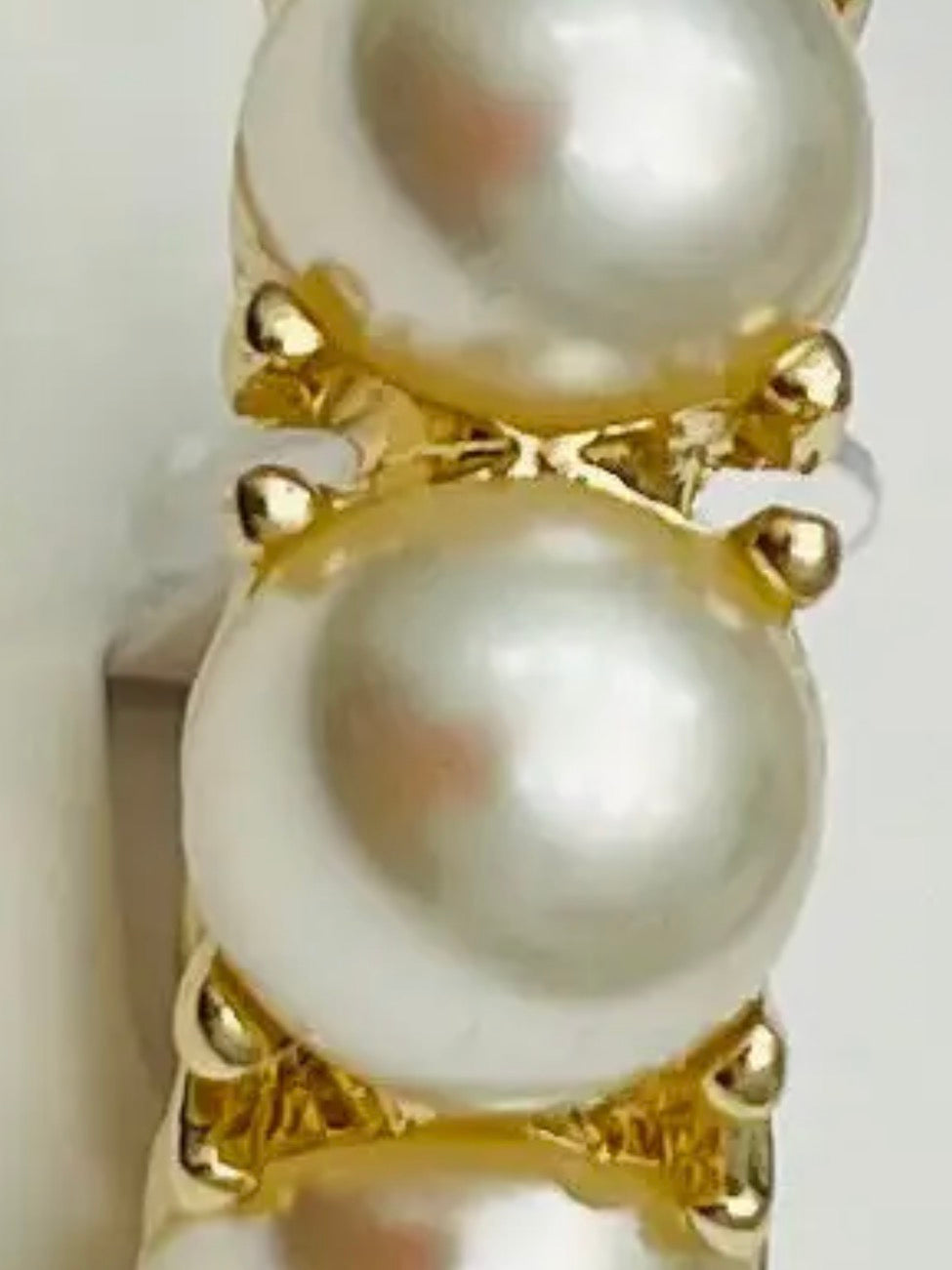 Pearl Hoop