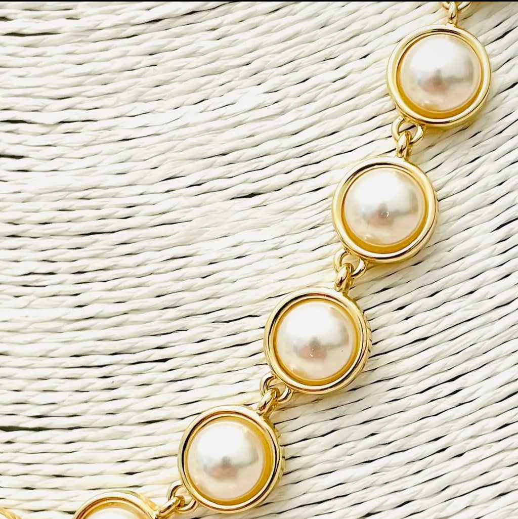 Layering Pearl Necklace